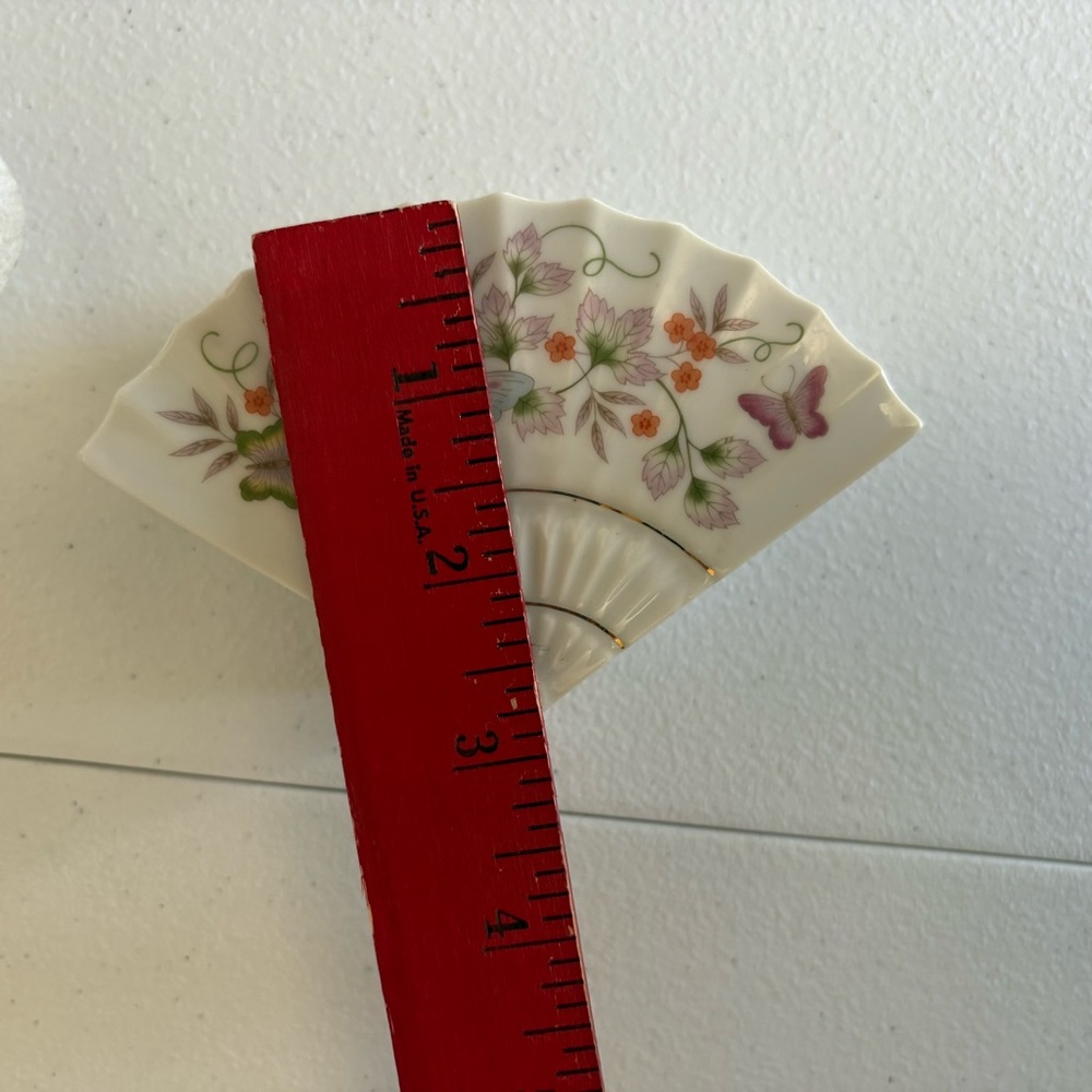 VTG Avon Porcelain Floral Butterfly Asian Fan Trinket Box Made in Japan 1980 - Picture 4 of 6